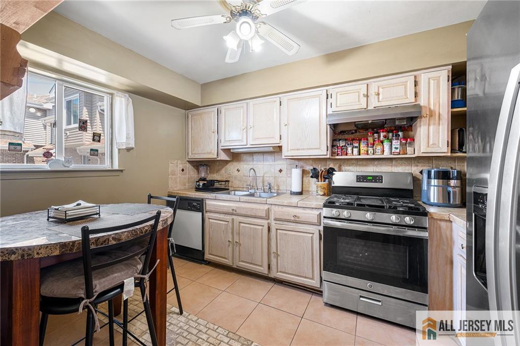 38 Marina View Drive 38, Sewaren, NJ, 07077 image 12