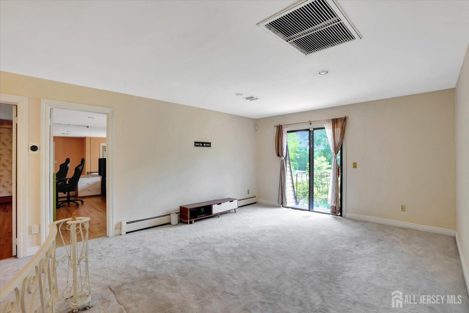 403 New Dover Road, Colonia, NJ, 07067 image 21