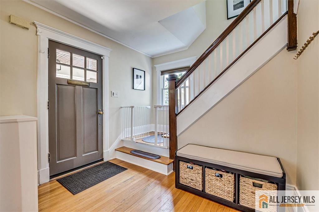 135 N 5th Avenue Image 5