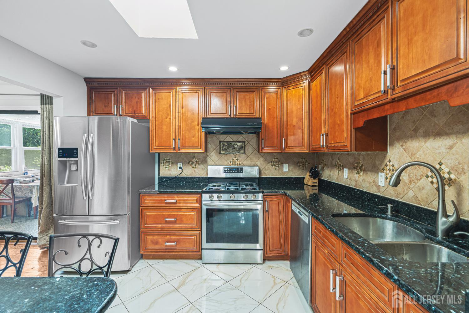 1099 new dover Road, Edison, NJ, 08820 image 14