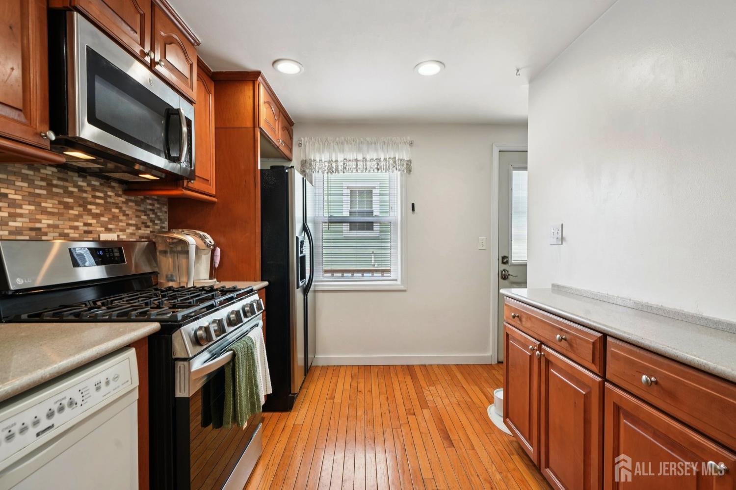 27 George Street, Avenel, NJ, 07001 image 8