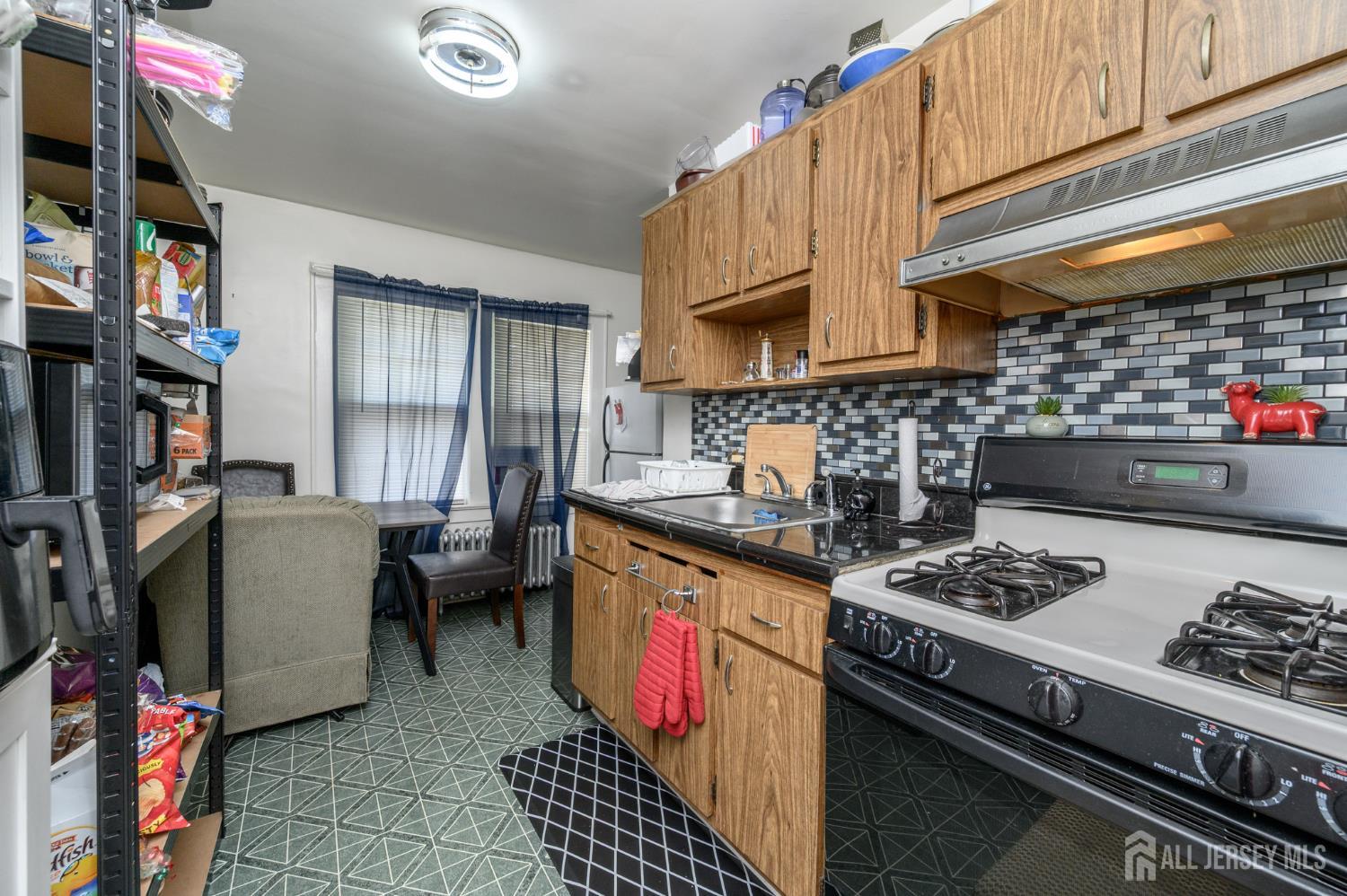 84 E Somerset Street, Raritan, NJ, 08869 image 22