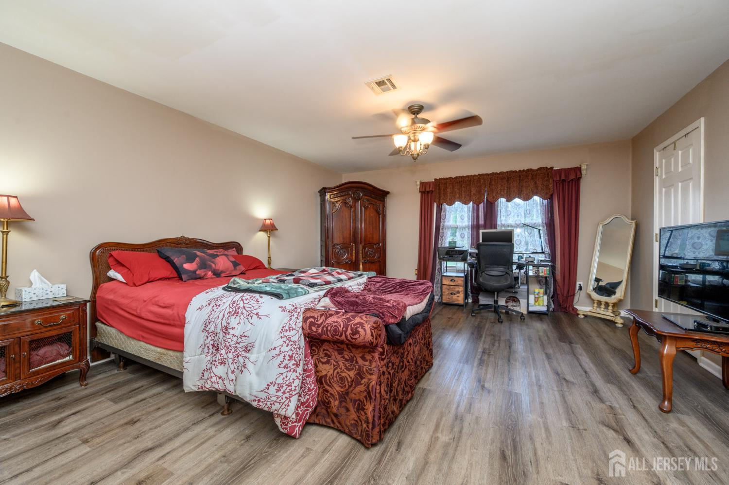 13 Beechmont Terrace, Hamburg, NJ, 07419 image 23