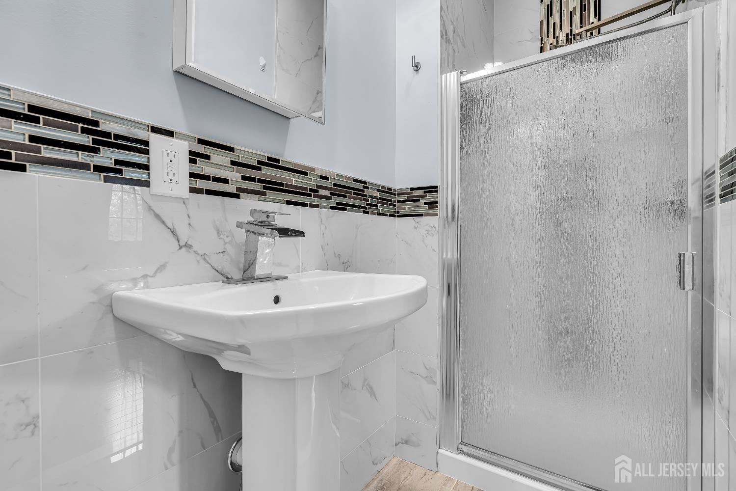34 Sims RD Road, Edison, NJ, 08817 image 25