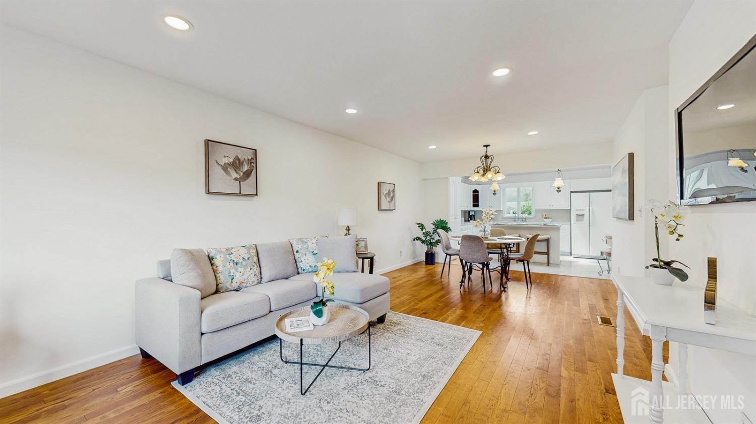 12 Bradley Drive Image 2