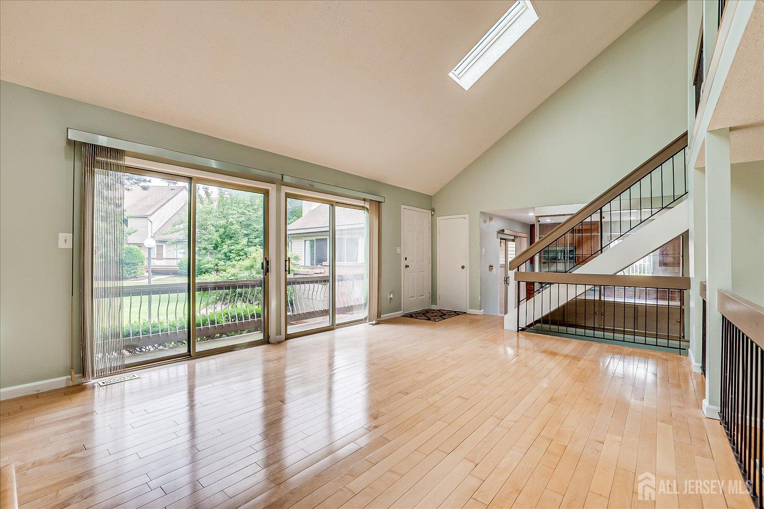 68 Kelly Drive, Edison, NJ, 08820 image 27