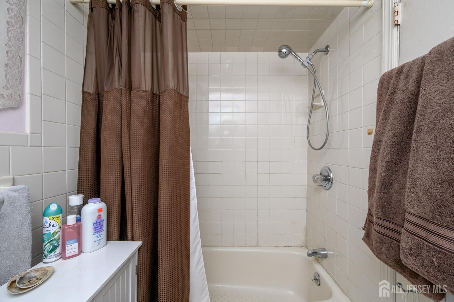 1650 Holly Road, North Brunswick, NJ, 08902 image 17