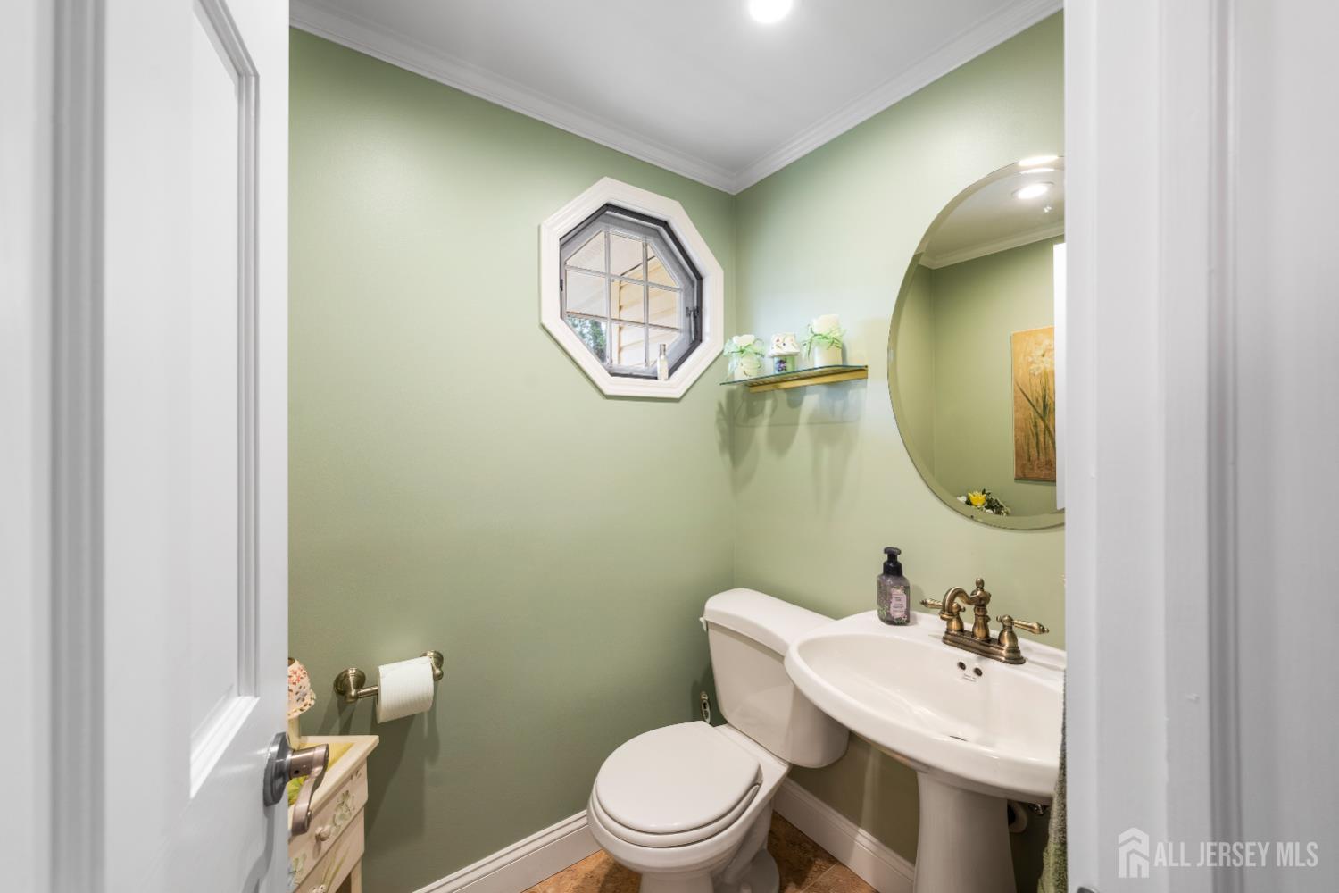 31 Runnymede Road, Colonia, NJ, 07067 image 14