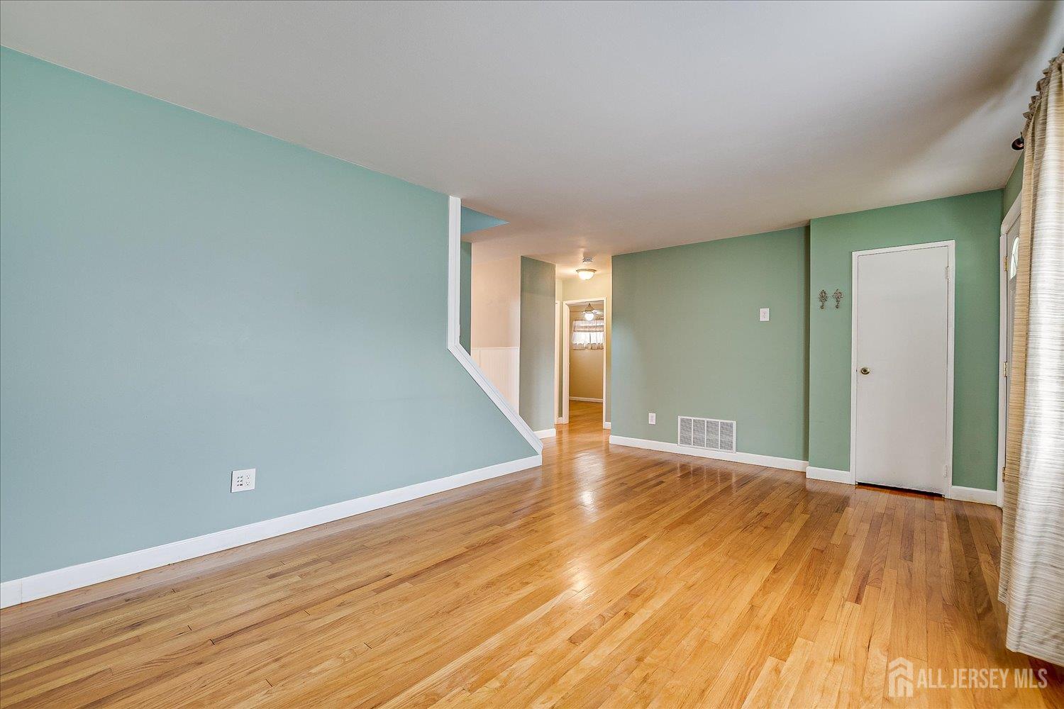 9 Lovely Drive, South Amboy, NJ, 08879 image 12