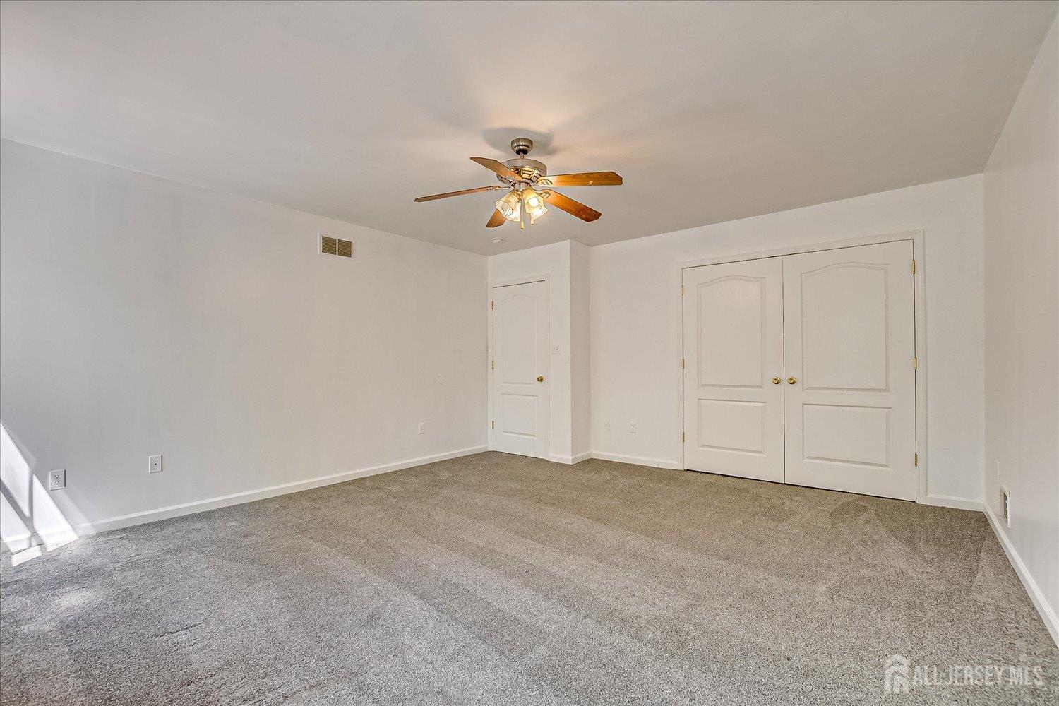 230 S 10th Avenue, Highland Park, NJ, 08904 image 21
