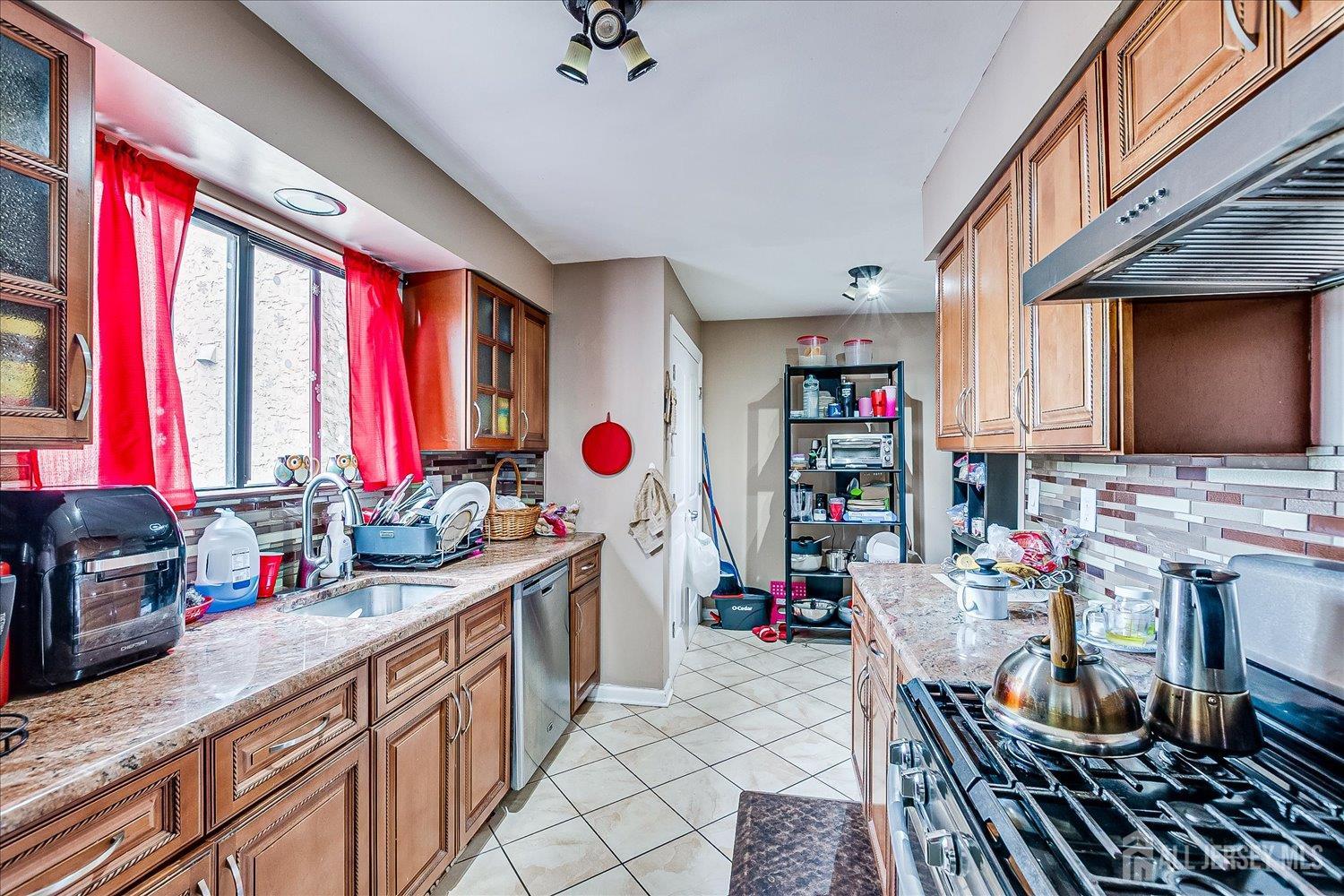 57 smith Street 2, Perth Amboy, NJ, 08861 image 17