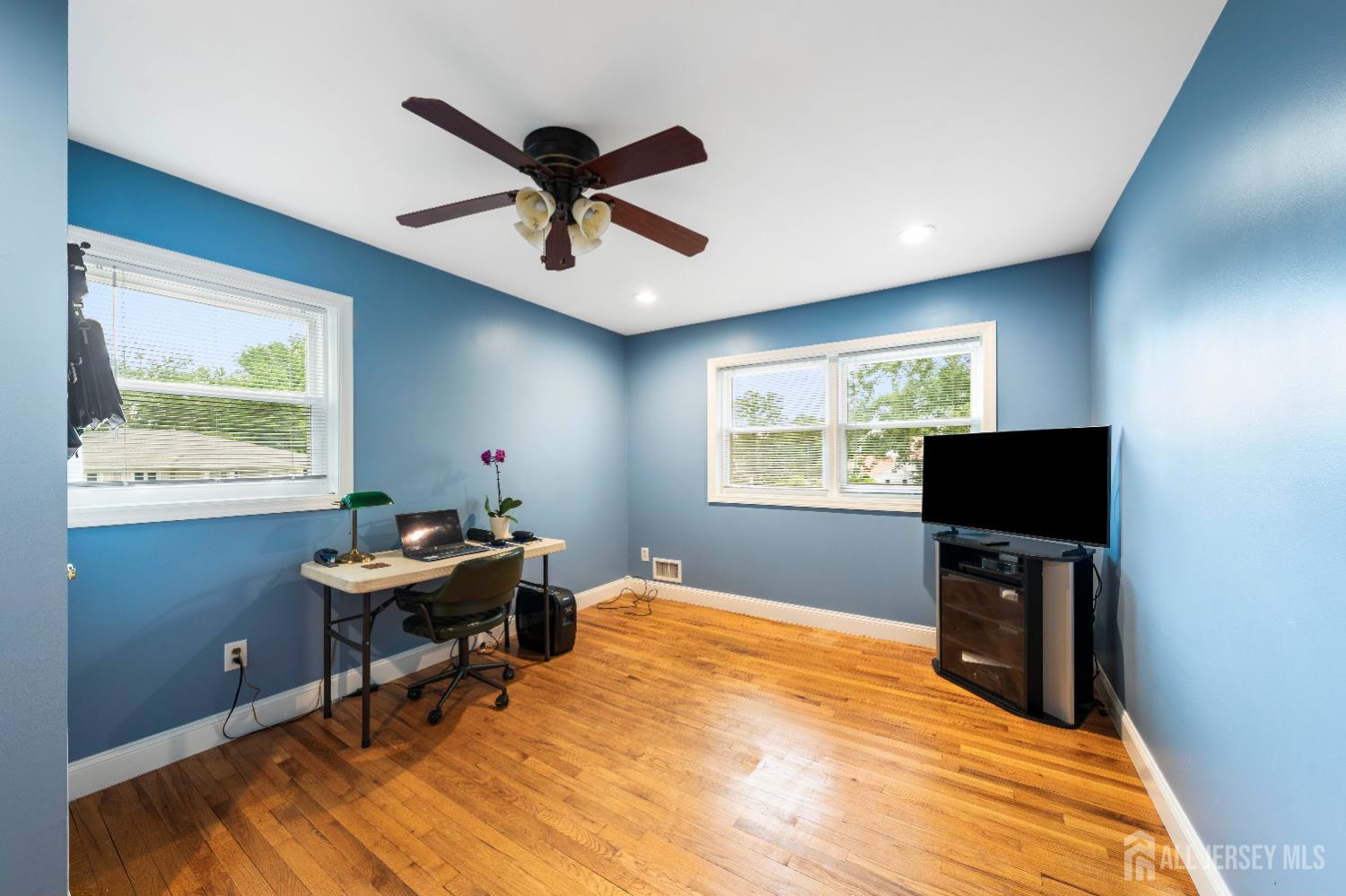 31 Runnymede Road, Colonia, NJ, 07067 image 24