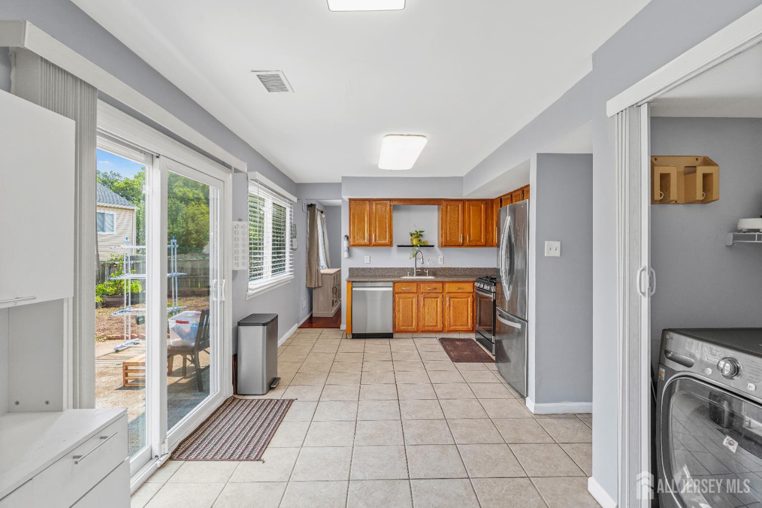 4 Daphne Court, Edison, NJ, 08820 image 14
