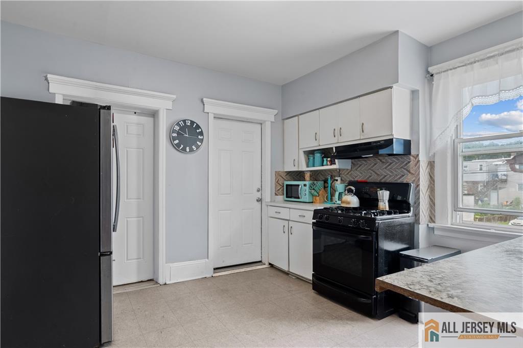 435 Ashley Street, Perth Amboy, NJ, 08861 image 15