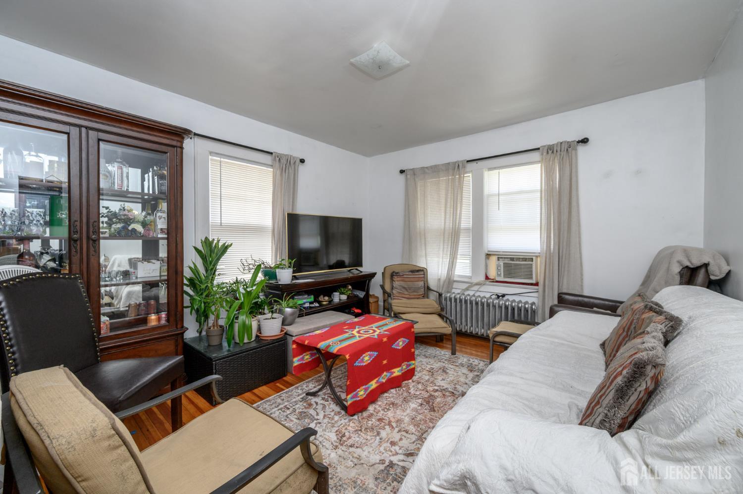 84 E Somerset Street, Raritan, NJ, 08869 image 25
