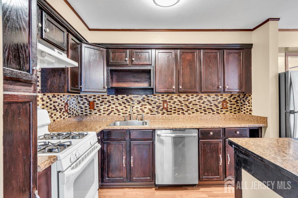 325 Cricket Lane, Woodbridge Proper, NJ, 07095 image 14
