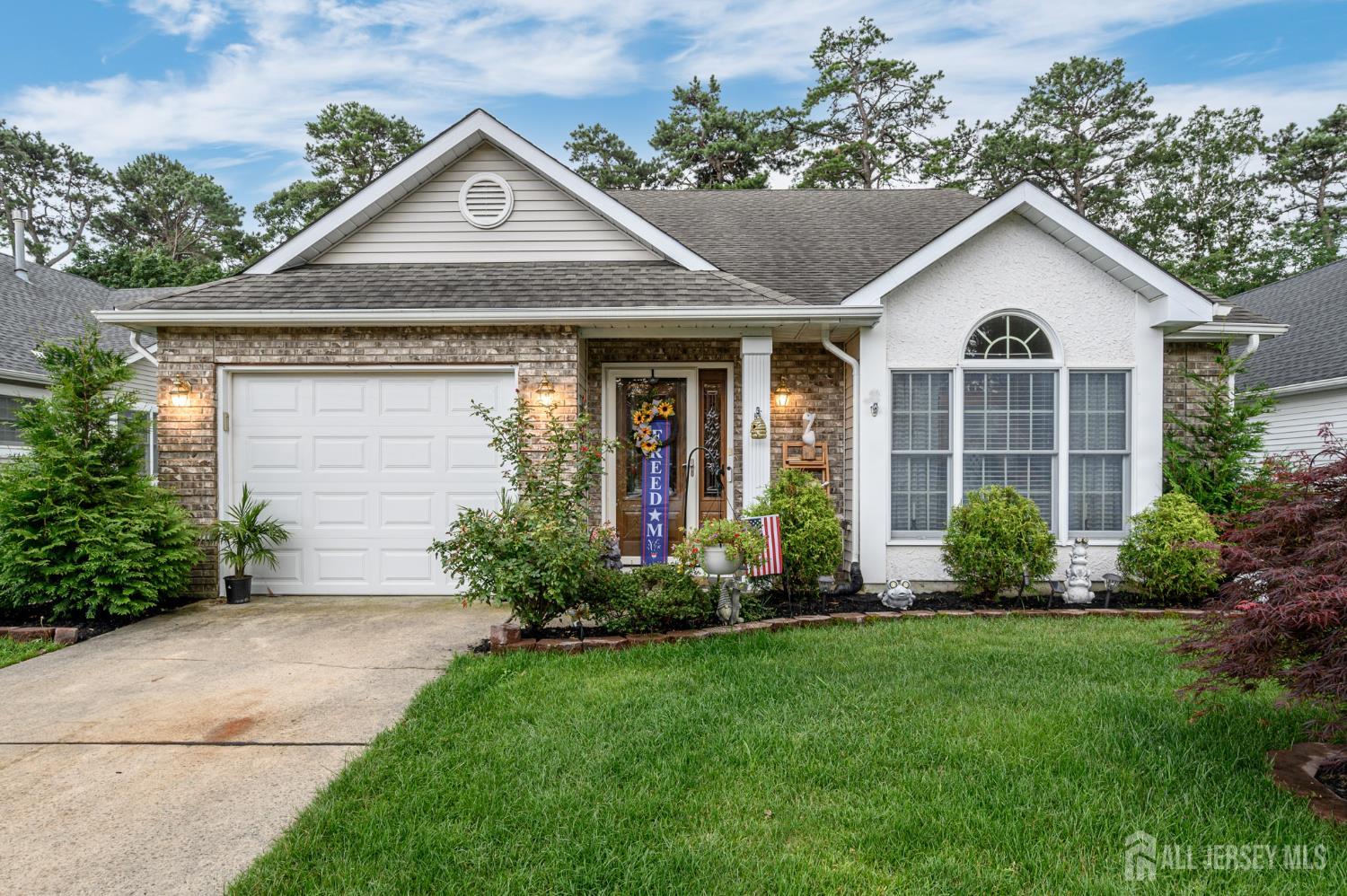 1617 Sweetbay Drive Image 2