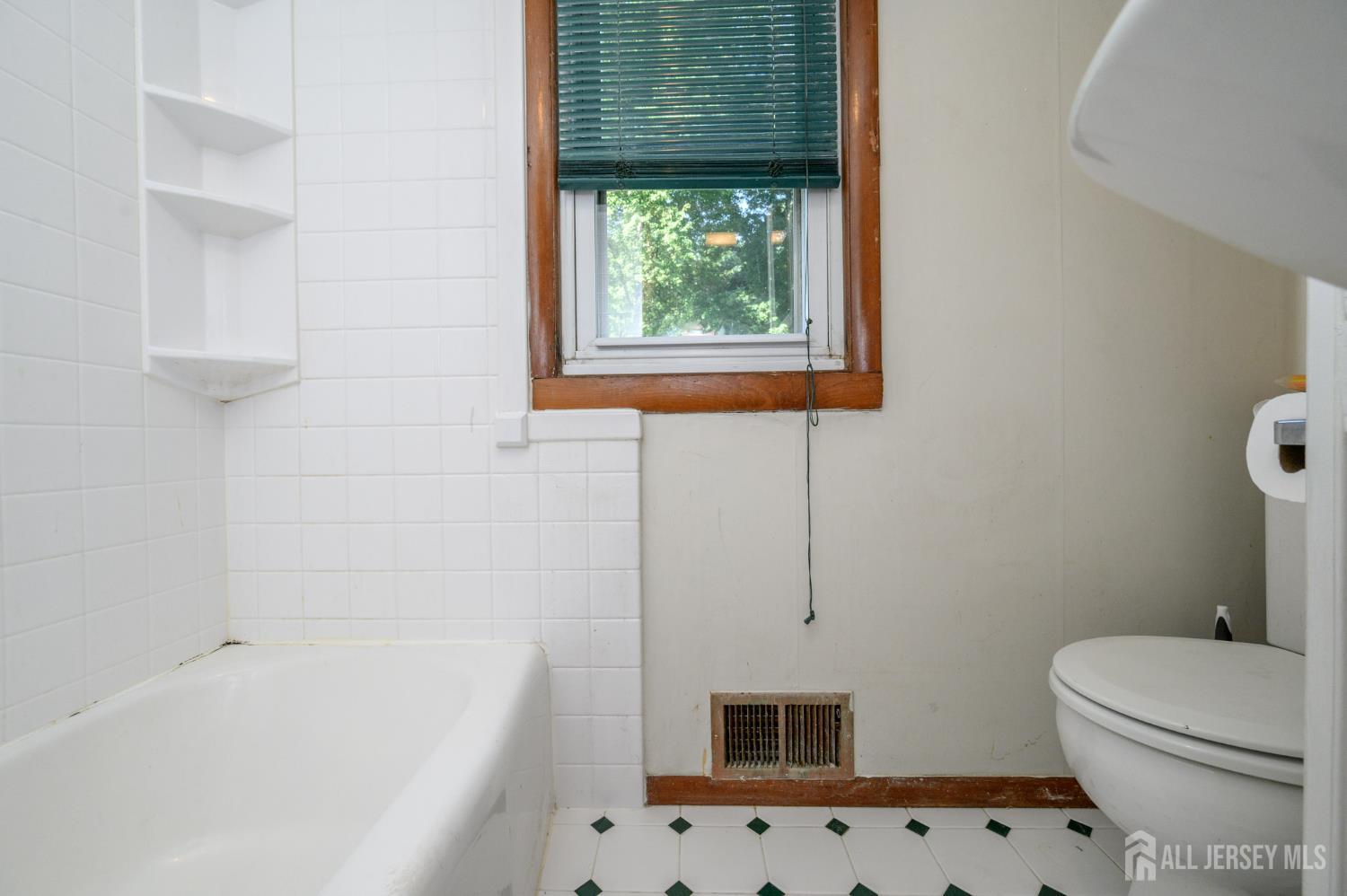 270 Ashwood Avenue, Kenilworth, NJ, 07033 image 18