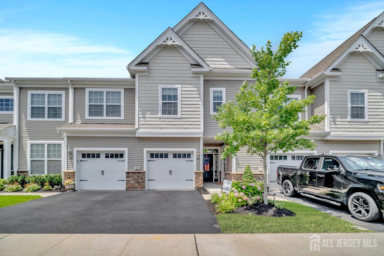 30 Grabowski Drive, Sayreville, NJ, 08859