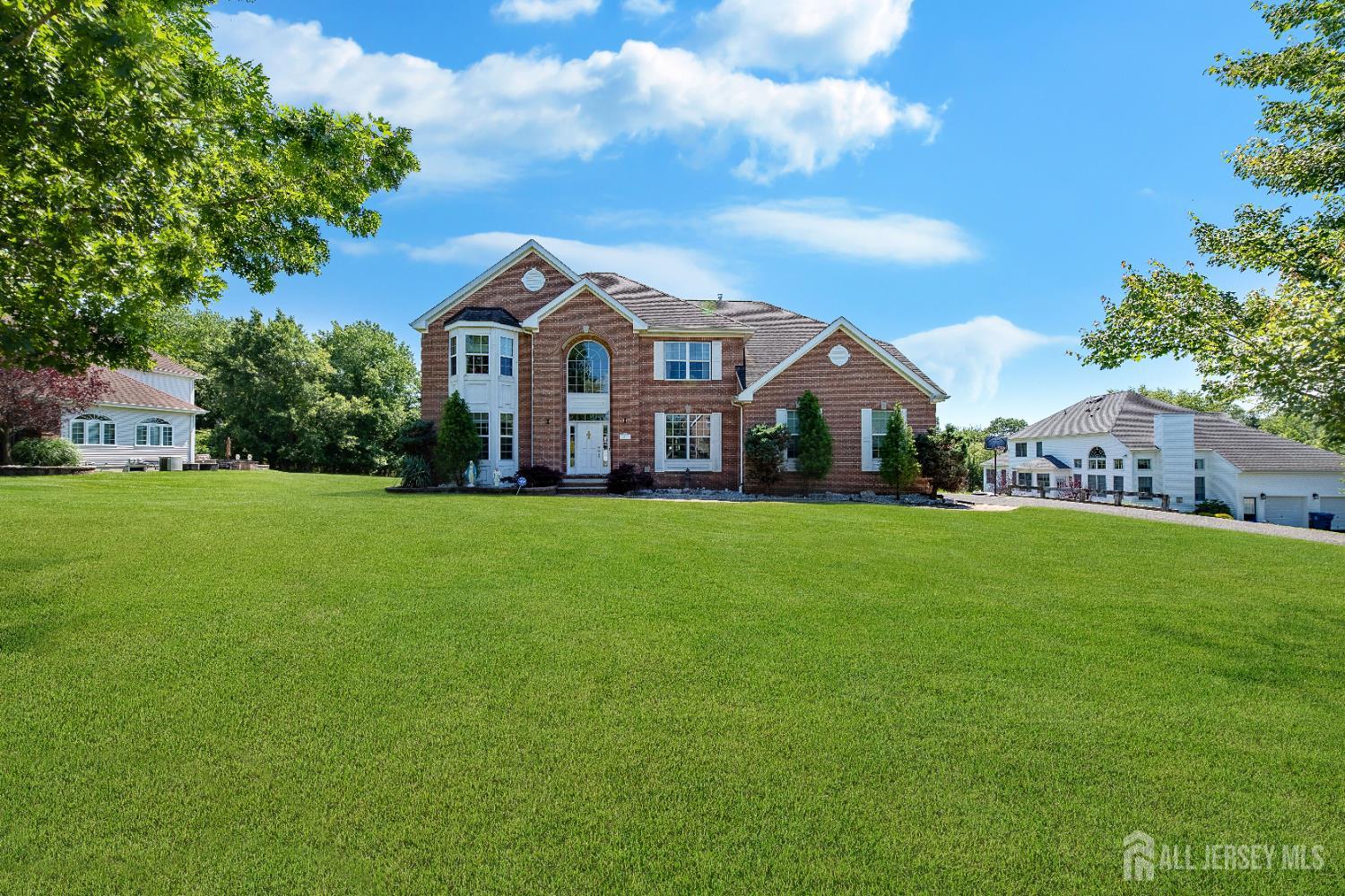 8 Dancer Court, Monroe, NJ, 08831
