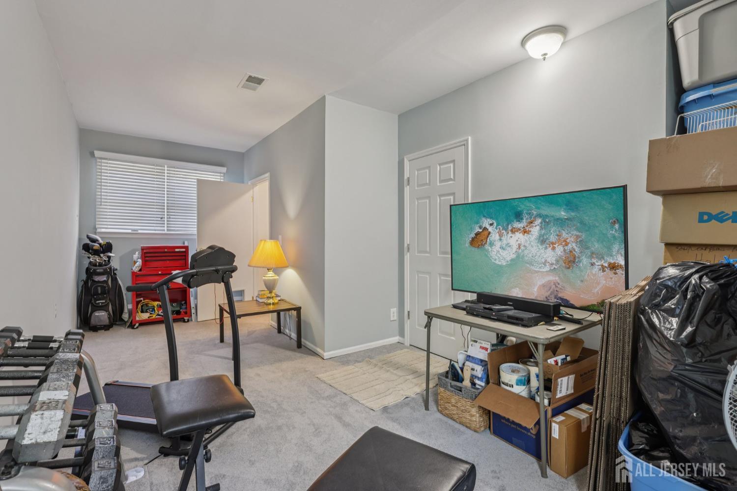 6 E Wintergreen Avenue, Edison, NJ, 08820 image 19