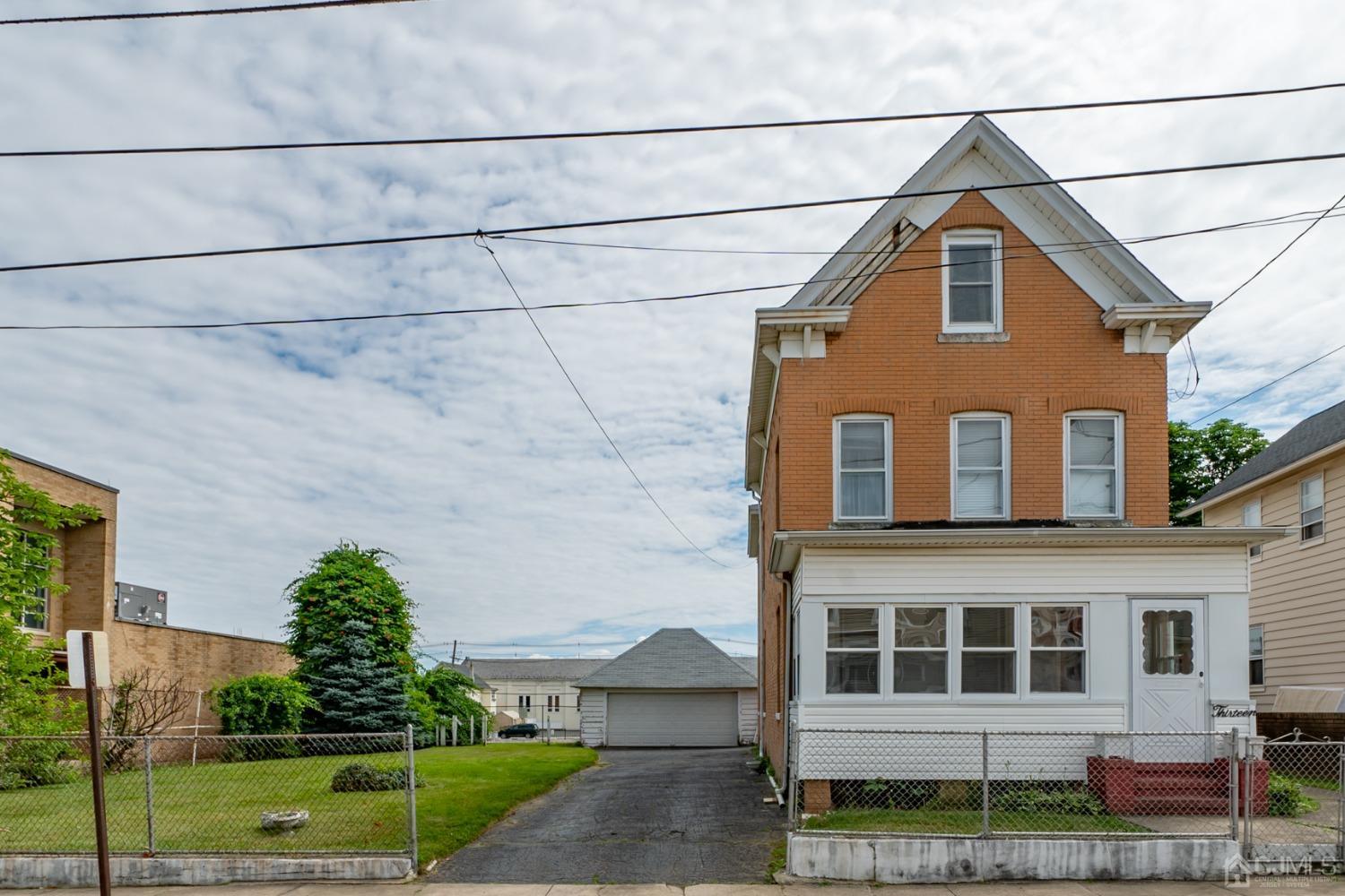 13 Holmes Avenue Image 3