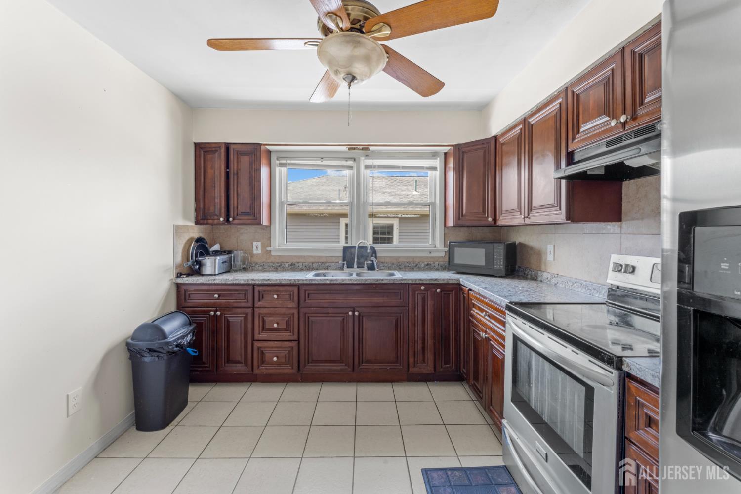18 Noe st Street, Carteret, NJ, 07008 image 37
