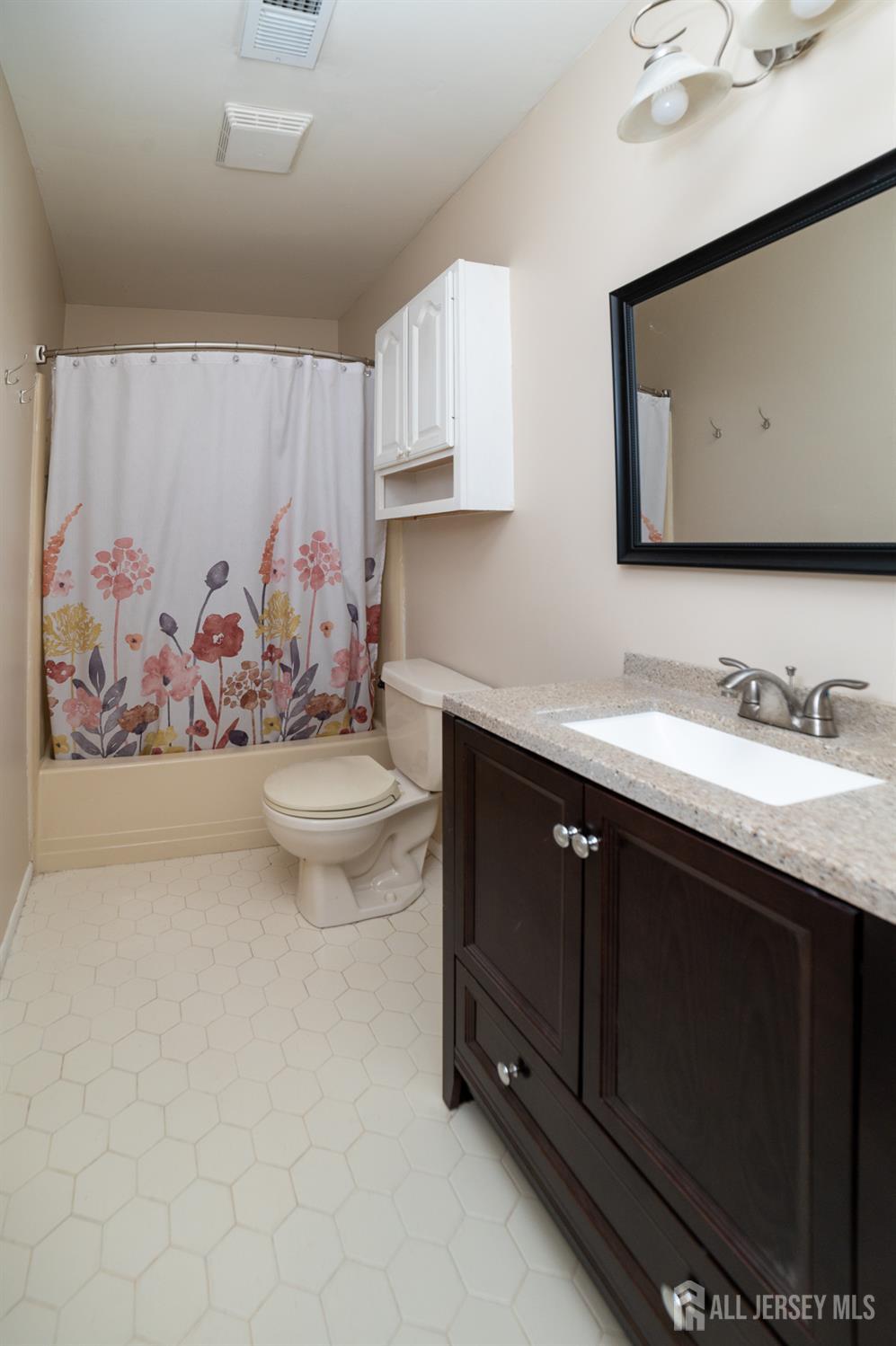 39 Lexington Circle, Old Bridge, NJ, 07747 image 18