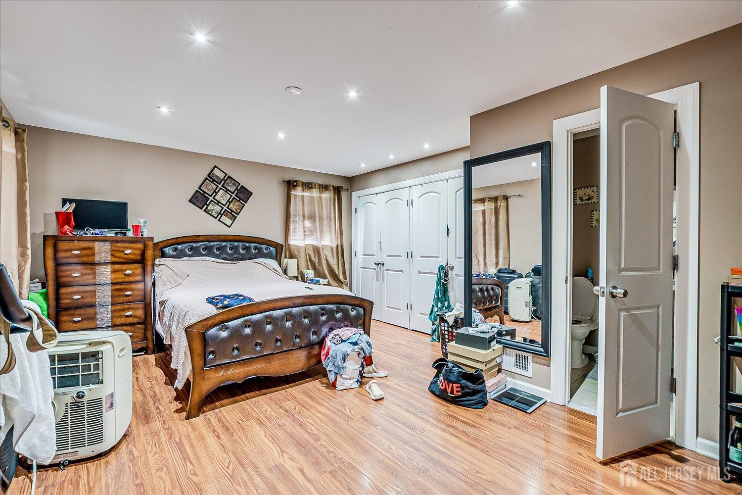 57 smith Street 2, Perth Amboy, NJ, 08861 image 22