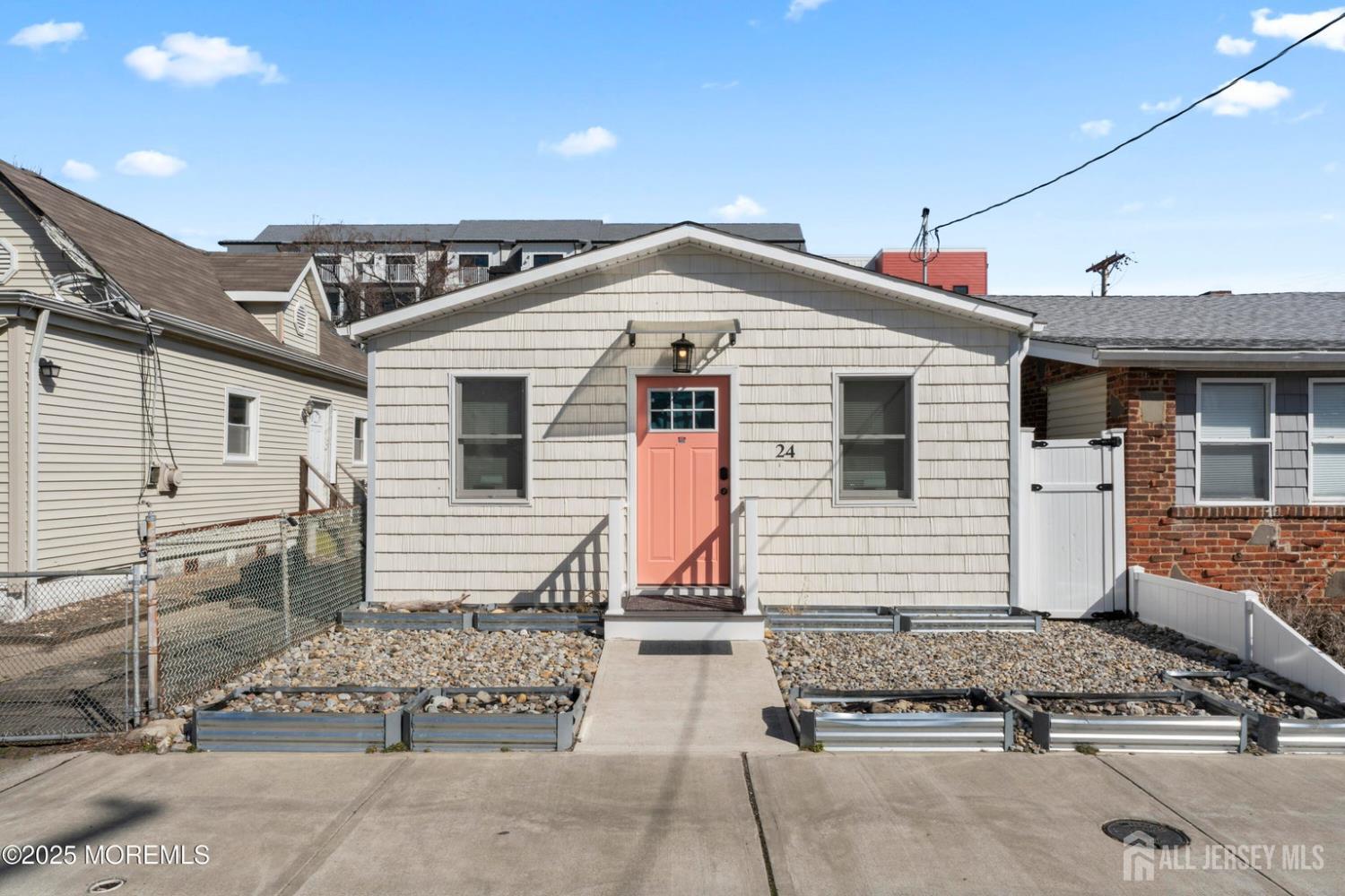 24 highland Avenue, Keansburg, NJ, 07734
