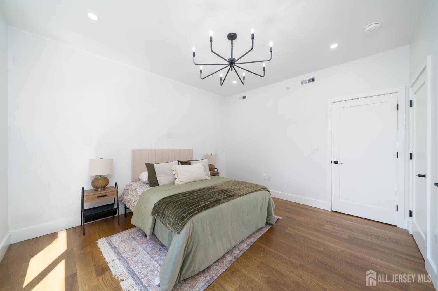 67 Virginia Avenue, Jersey City, NJ, 07304 image 16