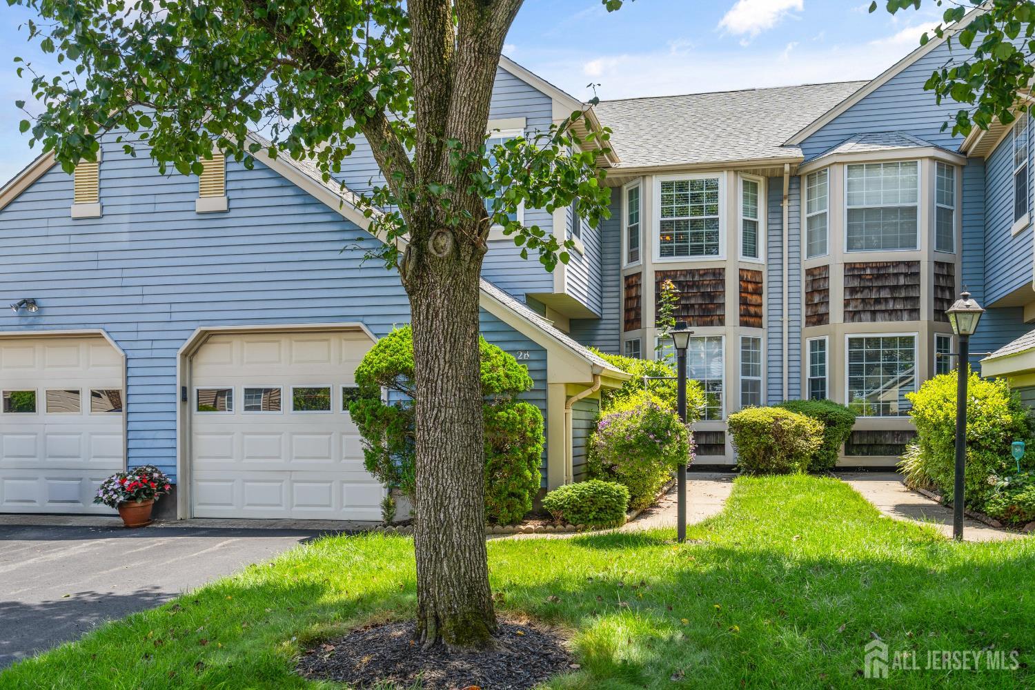 2-B Surrey Court, Monroe, NJ, 08831