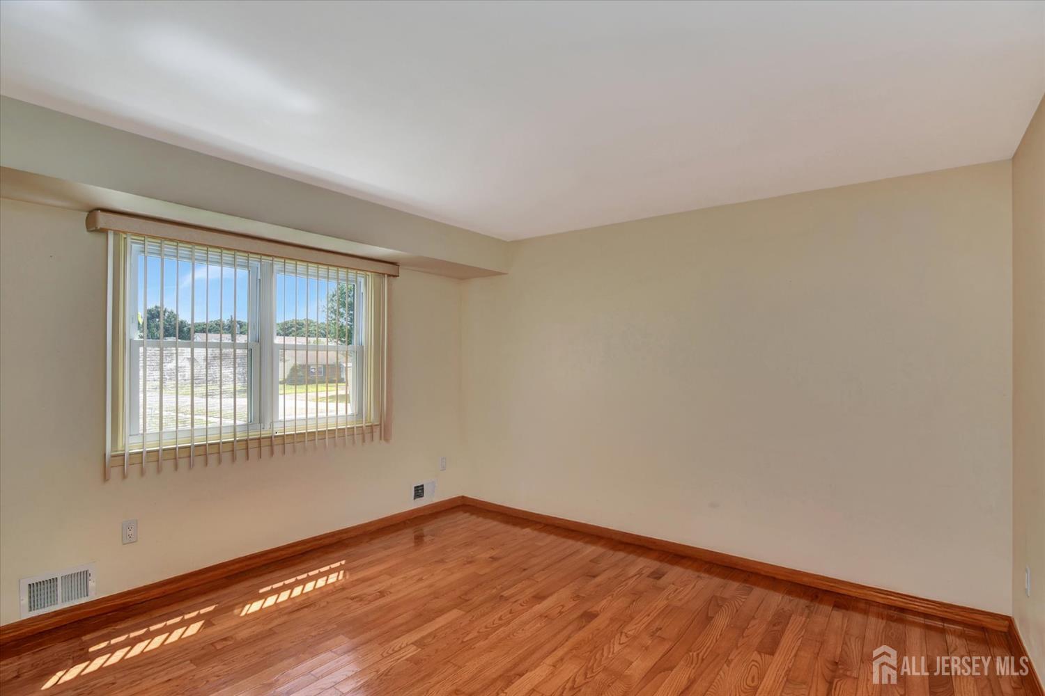 2 Maine Court B, Old Bridge, NJ, 07747 image 17