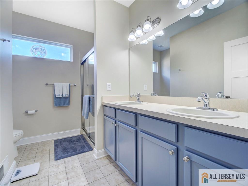 10 Holly Manor Court, Helmetta, NJ, 08828 image 19