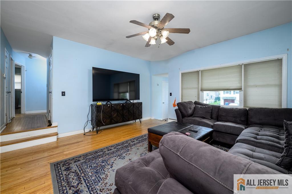 1 Federal Street, Menlo Park Terrace, NJ, 08840 image 8