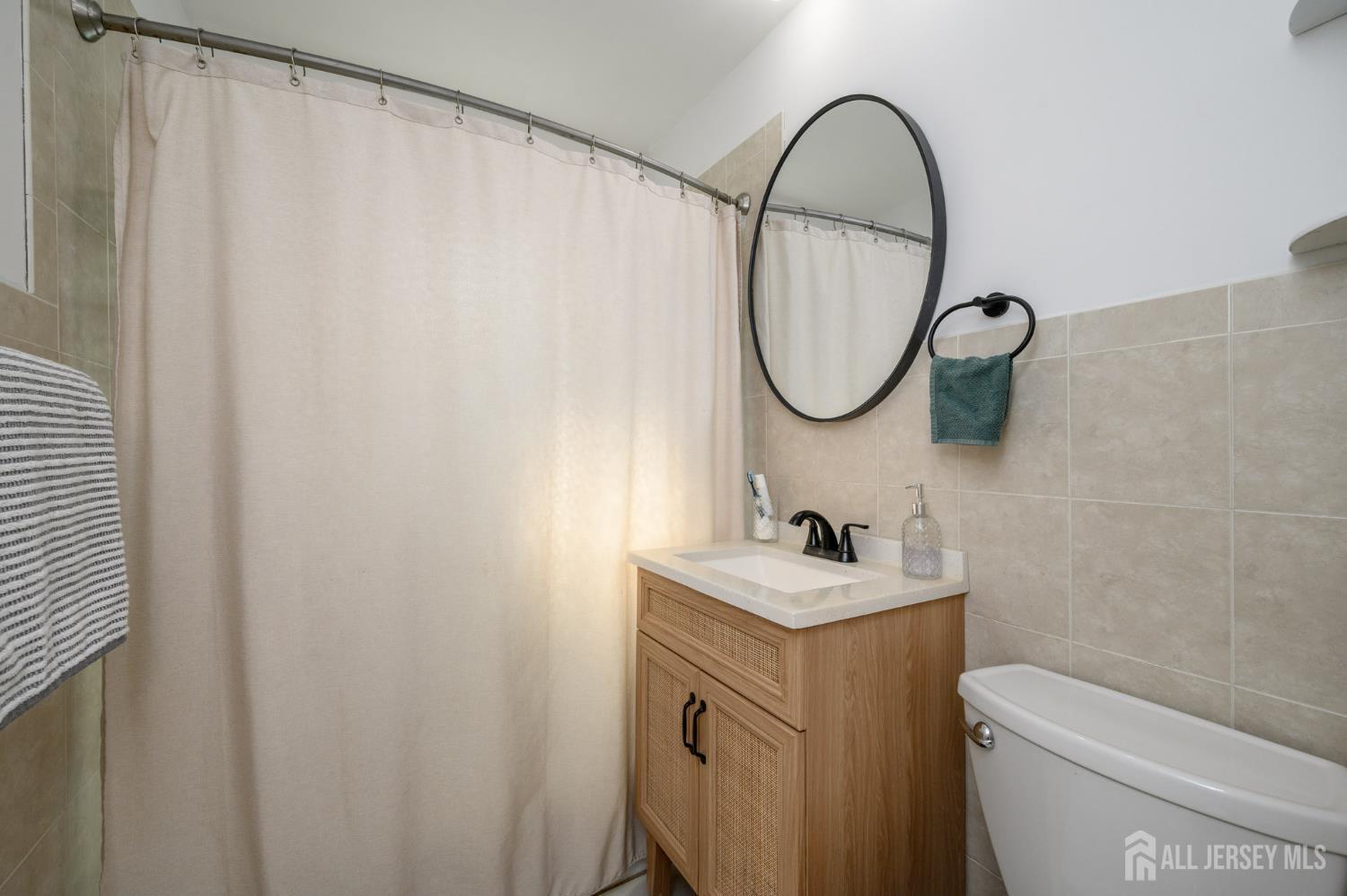 11 Weamaconk Drive, Englishtown, NJ, 07726 image 14