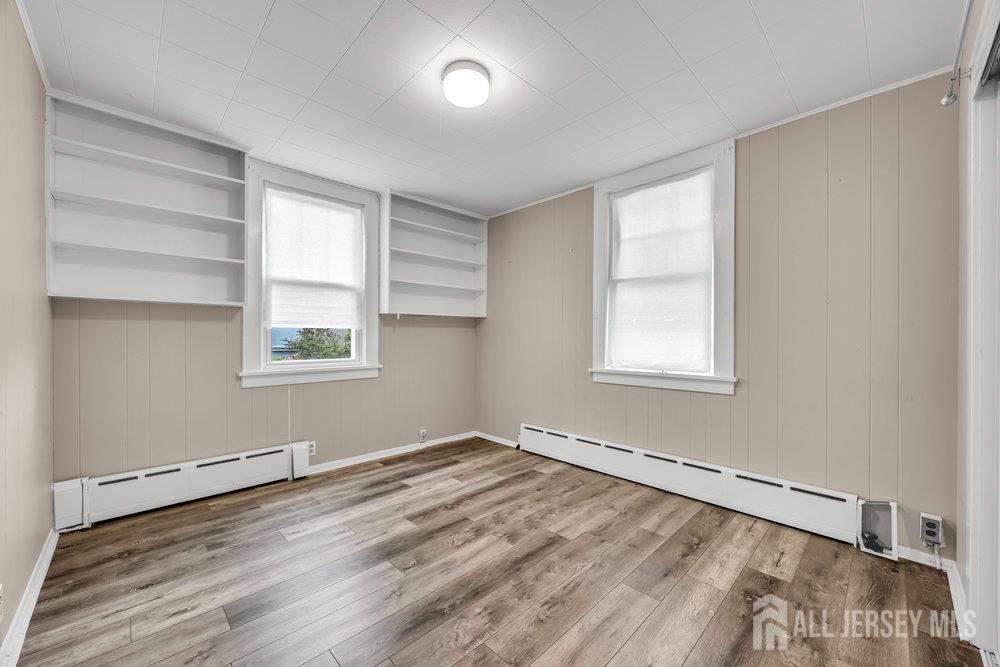 348 Woodbine Way Image 5
