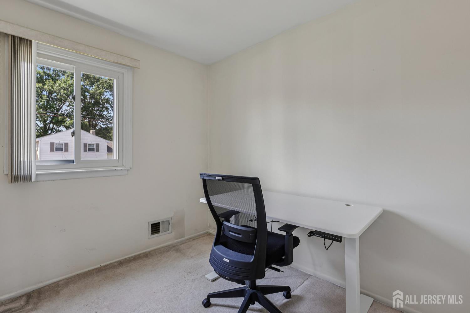 17 Aberdeen Avenue, Iselin, NJ, 08830 image 12
