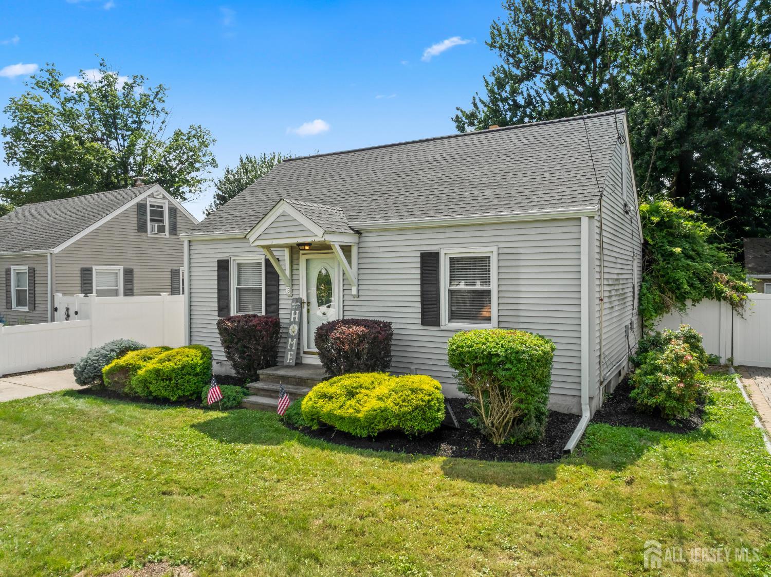 13 Sherman Avenue Image 2