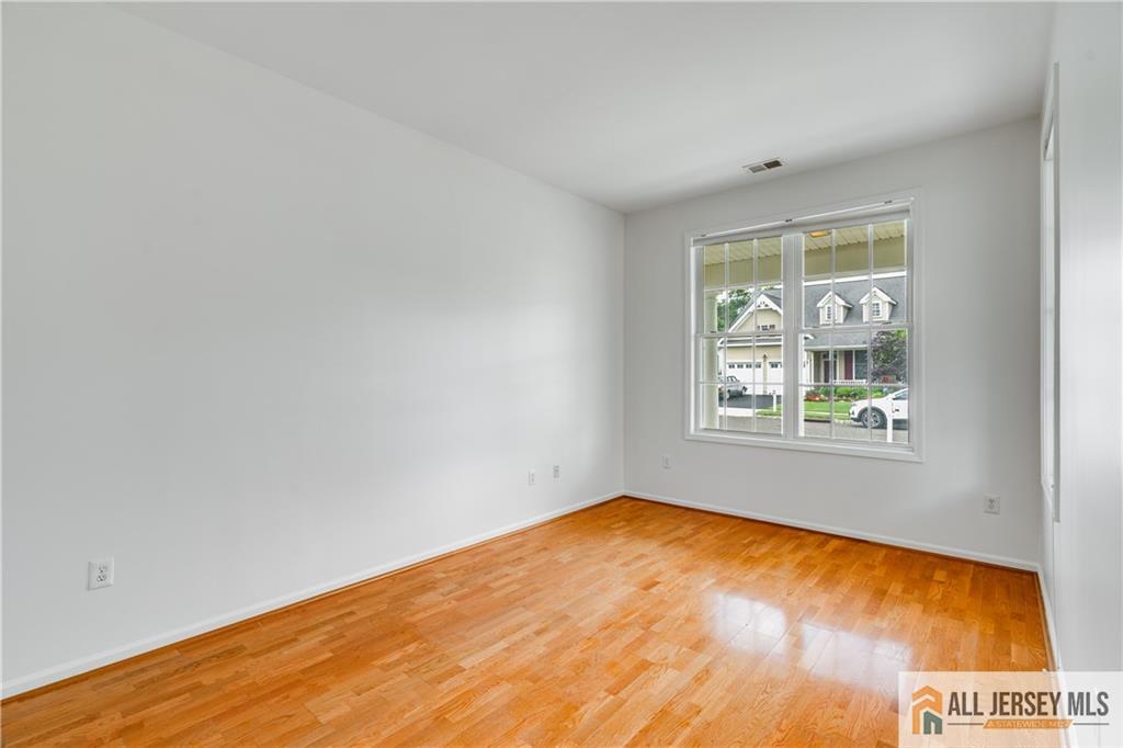 11 Hagerty Lane Image 4