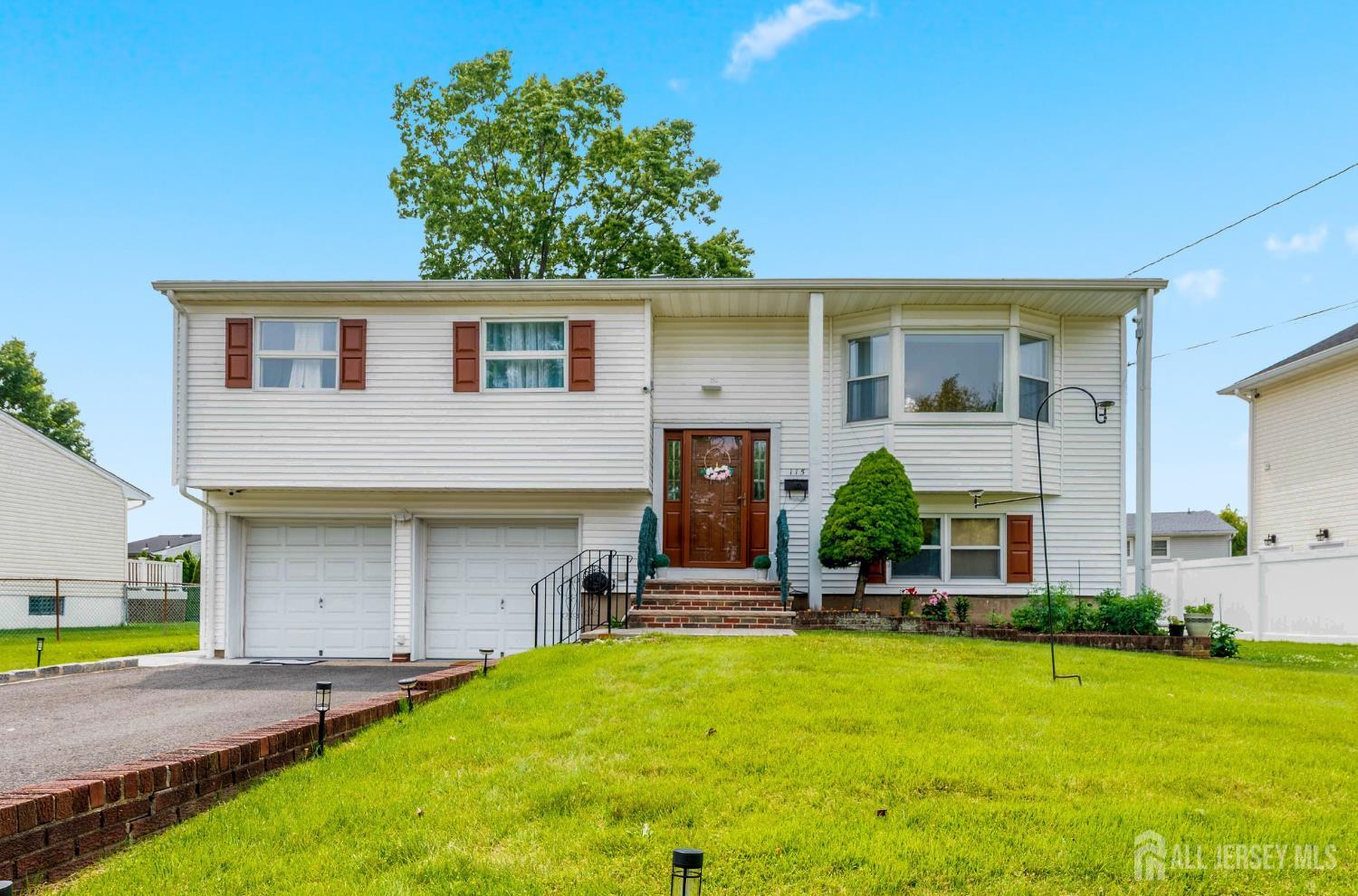 115 Vernon Way, Port Reading, NJ, 07064