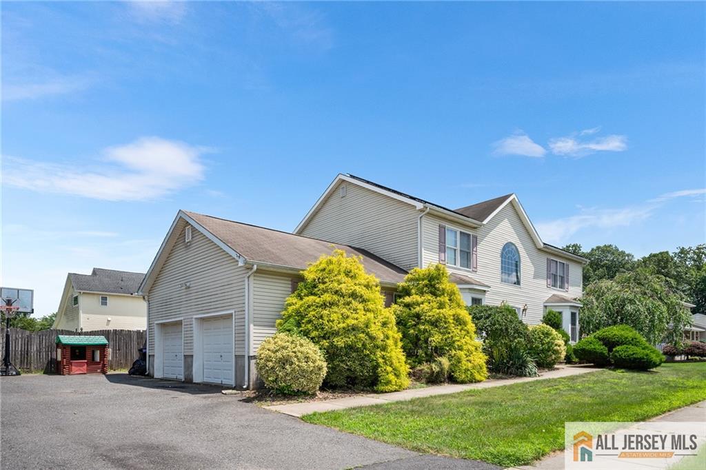 254 Wyoming Avenue Image 3