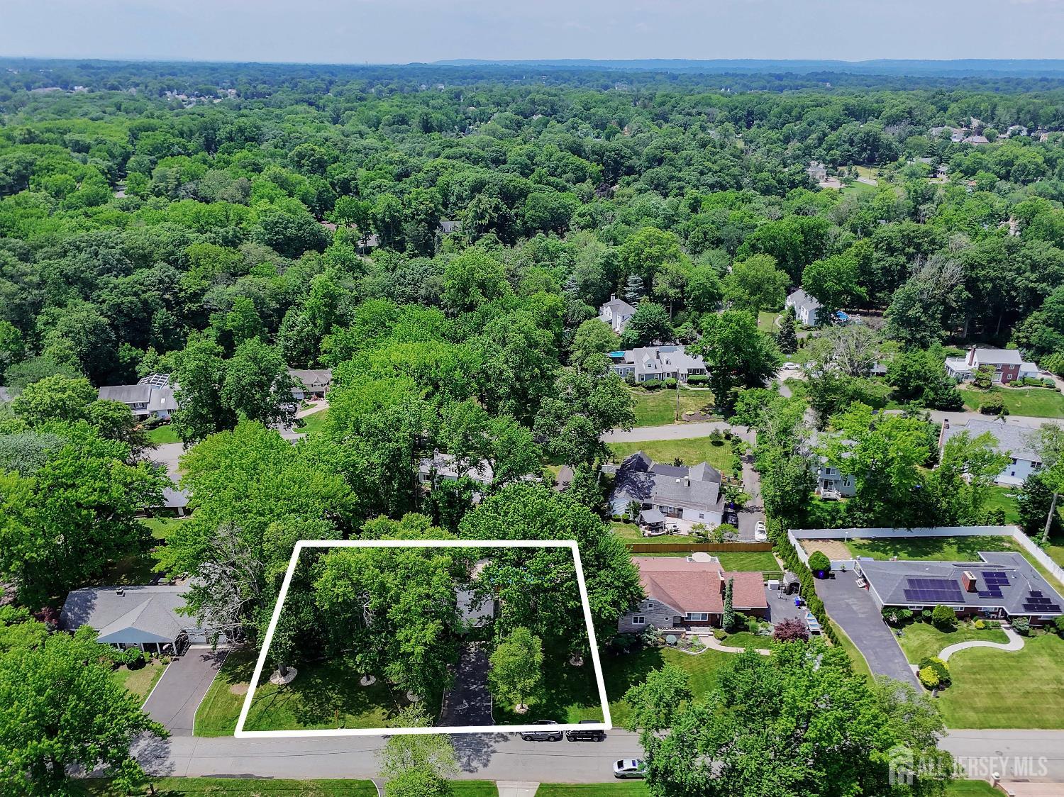 70 Surrey Lane, Woodbridge Proper, NJ, 07067 image 27