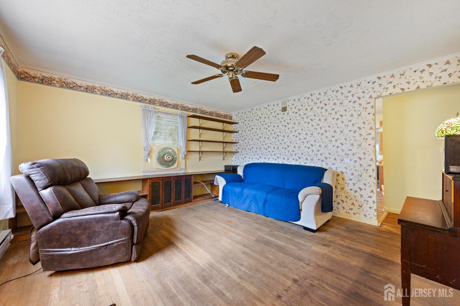 730 Linden Avenue Image 2