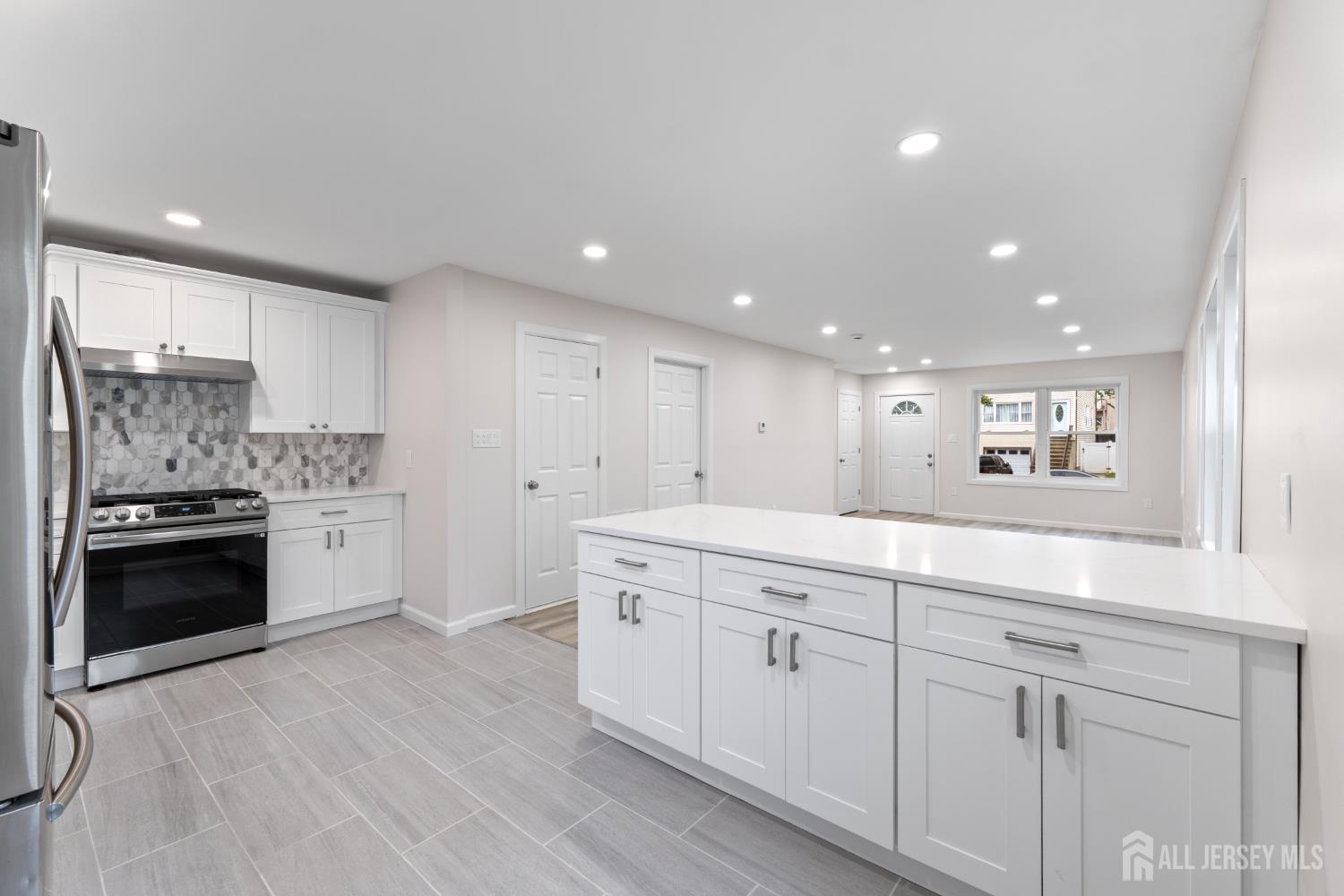 763 Gadek Place, Perth Amboy, NJ, 08861 image 7
