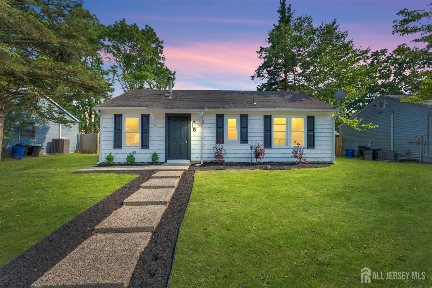 5 Mast Drive, Barnegat, NJ, 08005