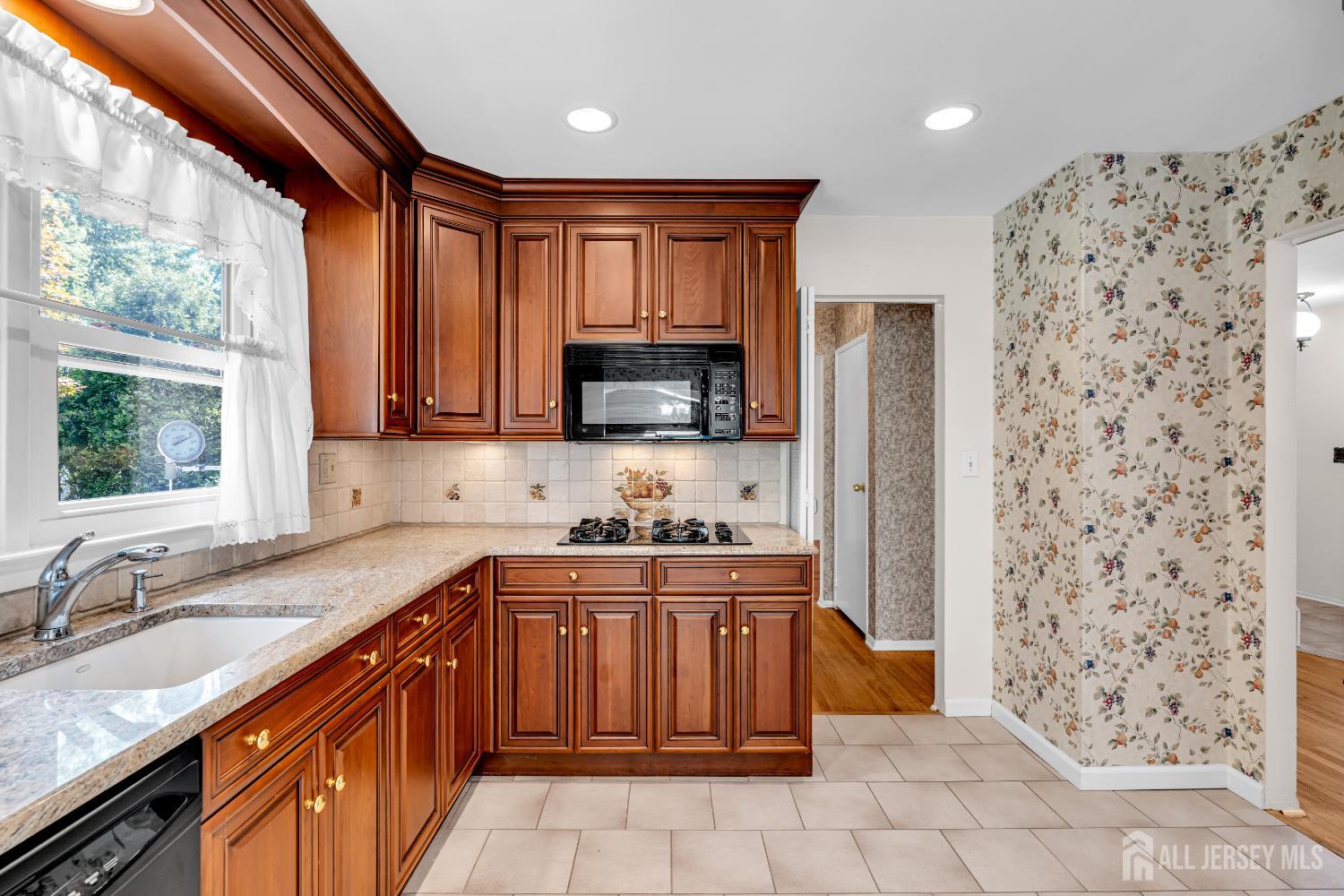 30 Daniel Drive, Matawan, NJ, 07747 image 18