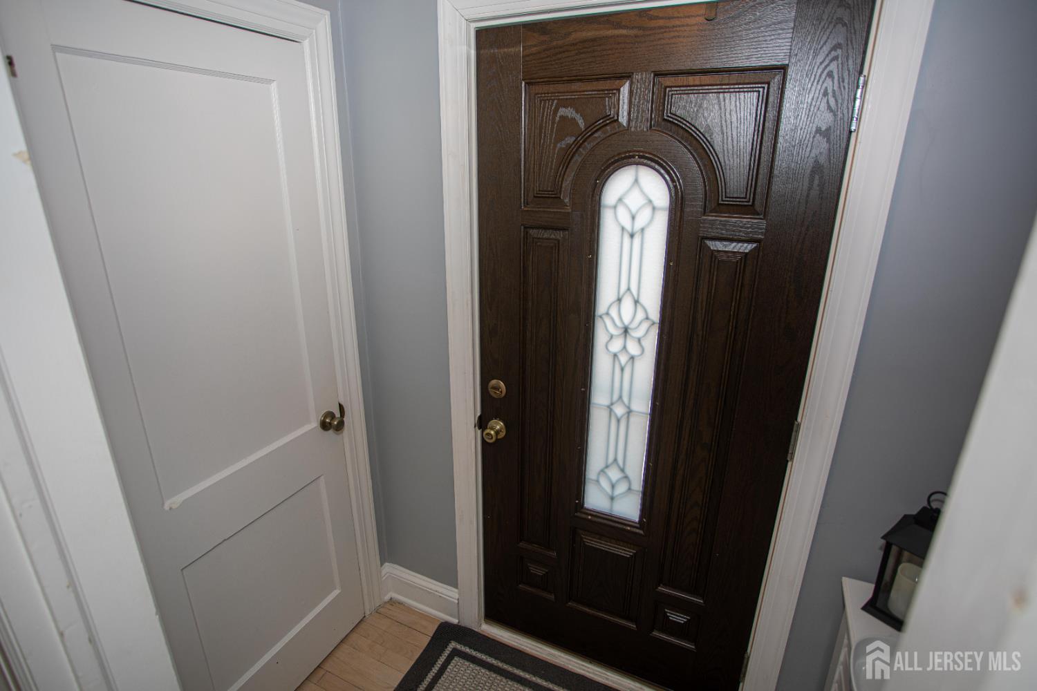 719 Charles Street Image 4