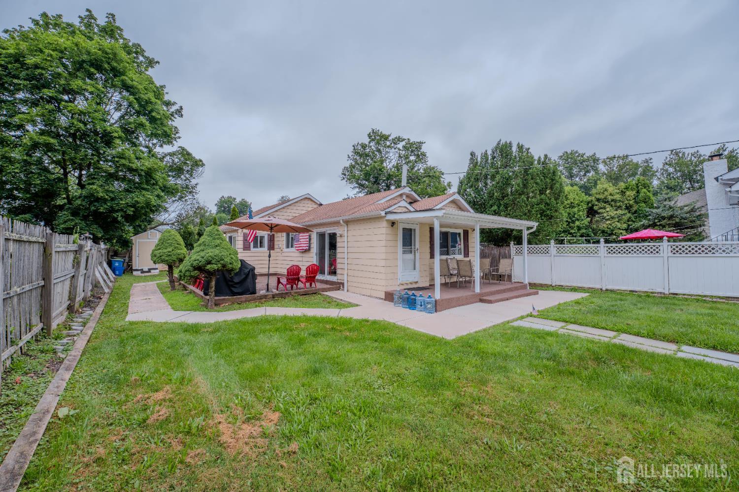 68 Maple Street Image 2