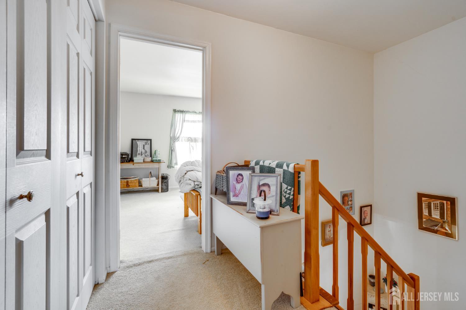 43 Nottingham Way, Franklin, NJ, 08873 image 9